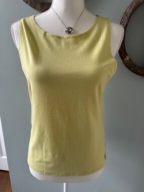 Calvin Klein Jeans Women’s Light Yellow Scoop Neck Tank. Size L